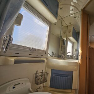 Camping car Challenger 104 – Image 15